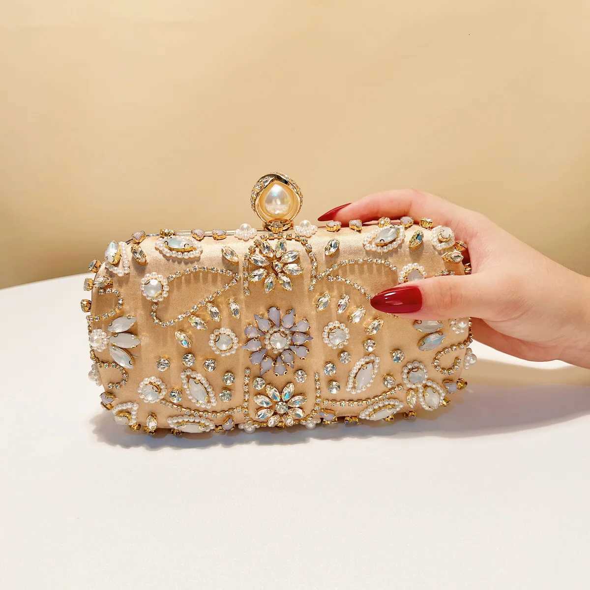 Vintage Style Embroidery Satin Evening Bags Rhinestones Party Small Clutch Handbags Metal Pearl Diamonds Flap Golden Purse Y250731