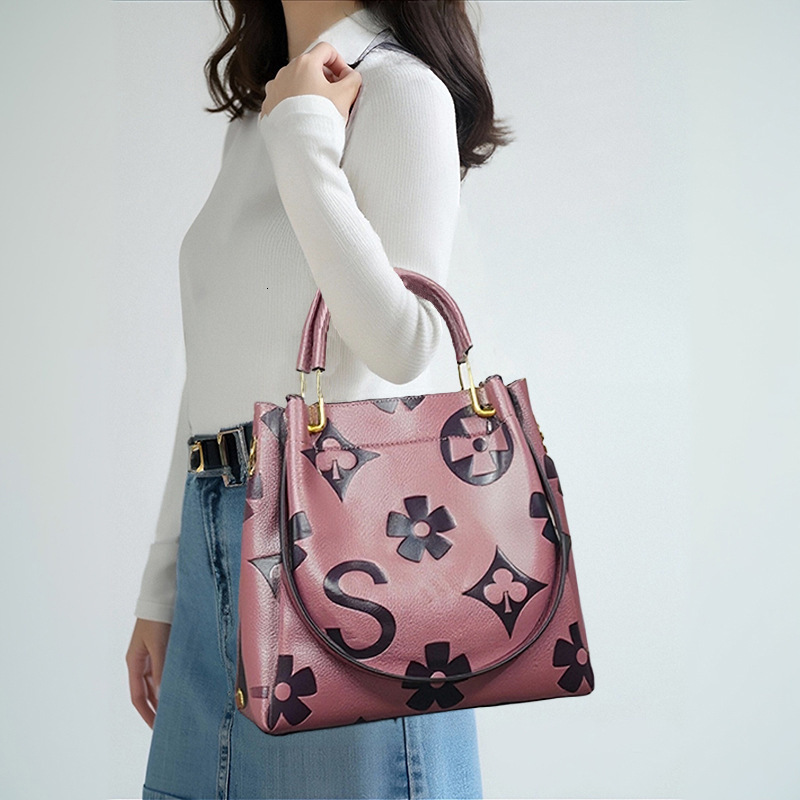 Fashion Geometric Embossed Women's Handbag Free Shipping Designer Luxury European And American Large Capacity Business Shoulder Bag High End Buck