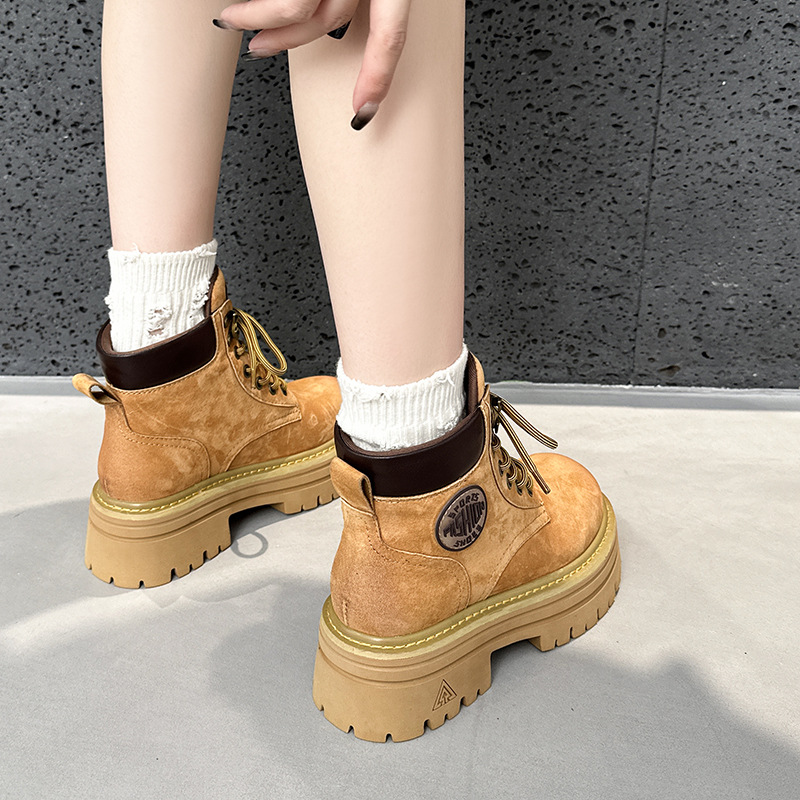 New Free Shipping designer boots for womens boots PINK green brown New Fashionable Internally raised leather thick soled Martin boots