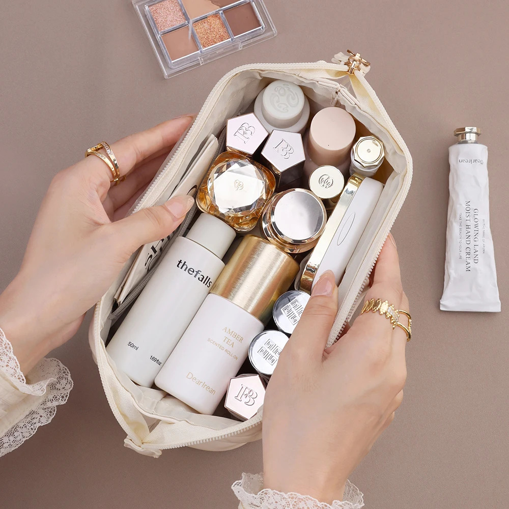 Women Beauty Storage Cases Travel Wash Bag Waterproof Makeup Bag Korean Storage Bag Toiletries Organizer Travel Cosmetic Bag 250731