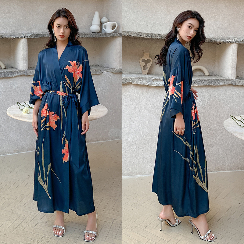 High - quality light - luxury new Chinese - style long - sleeve ice - silk pajamas for women Printed nightgown for spring and autumn with V - neck loo