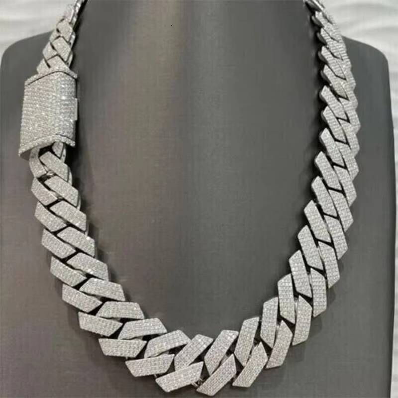 Hot Sale 925 Sterling Silver Vvs1 Moissanite Diamond Iced Out Cuban Link Chain for Men