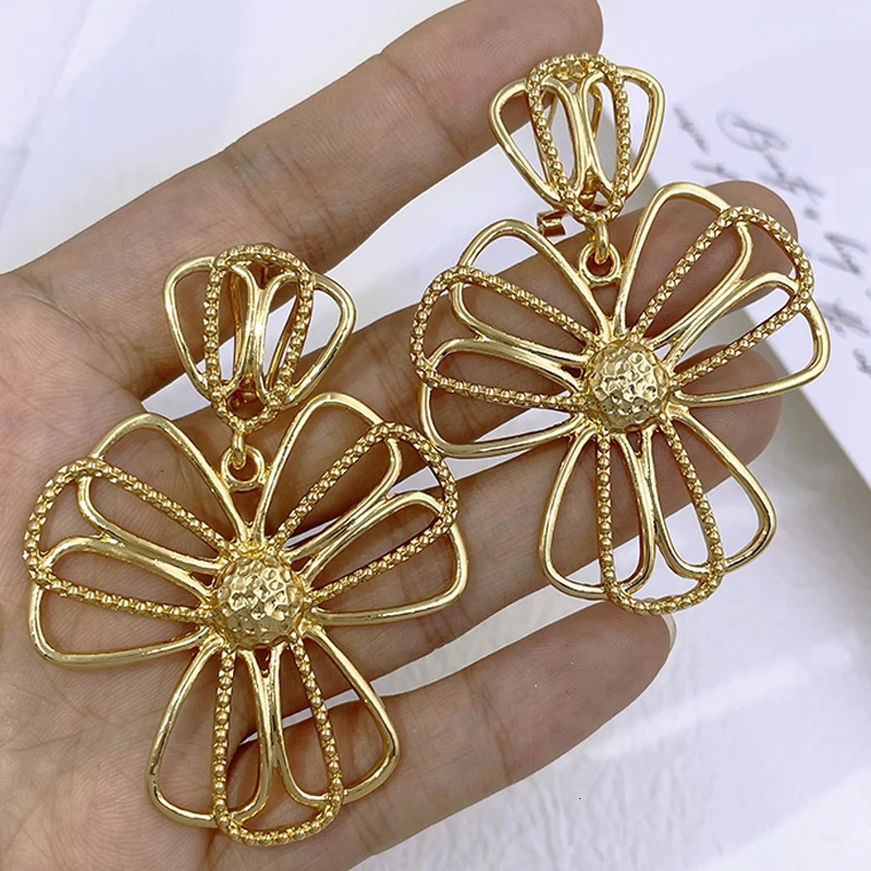 Earrings For Women Gold Color Quality Drop Earrings 18K Gold Plated Fashion Jewelry Wedding Party Accessories Gift Trending 250730