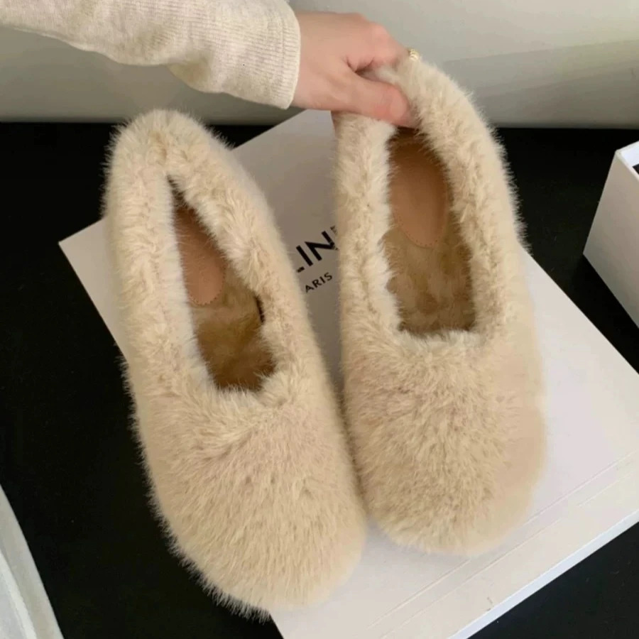 Winter Womens Hairy Slippers with Velvet Warmth Fashion Velvet Flat Shoes 250731