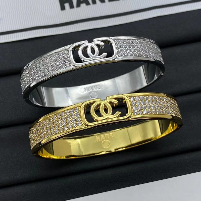 charm bracelets designer luxury jewelry for men women gold silver woman bracelet double c rhinestone 2025 new brass material fashion trend bracel channels chanelly