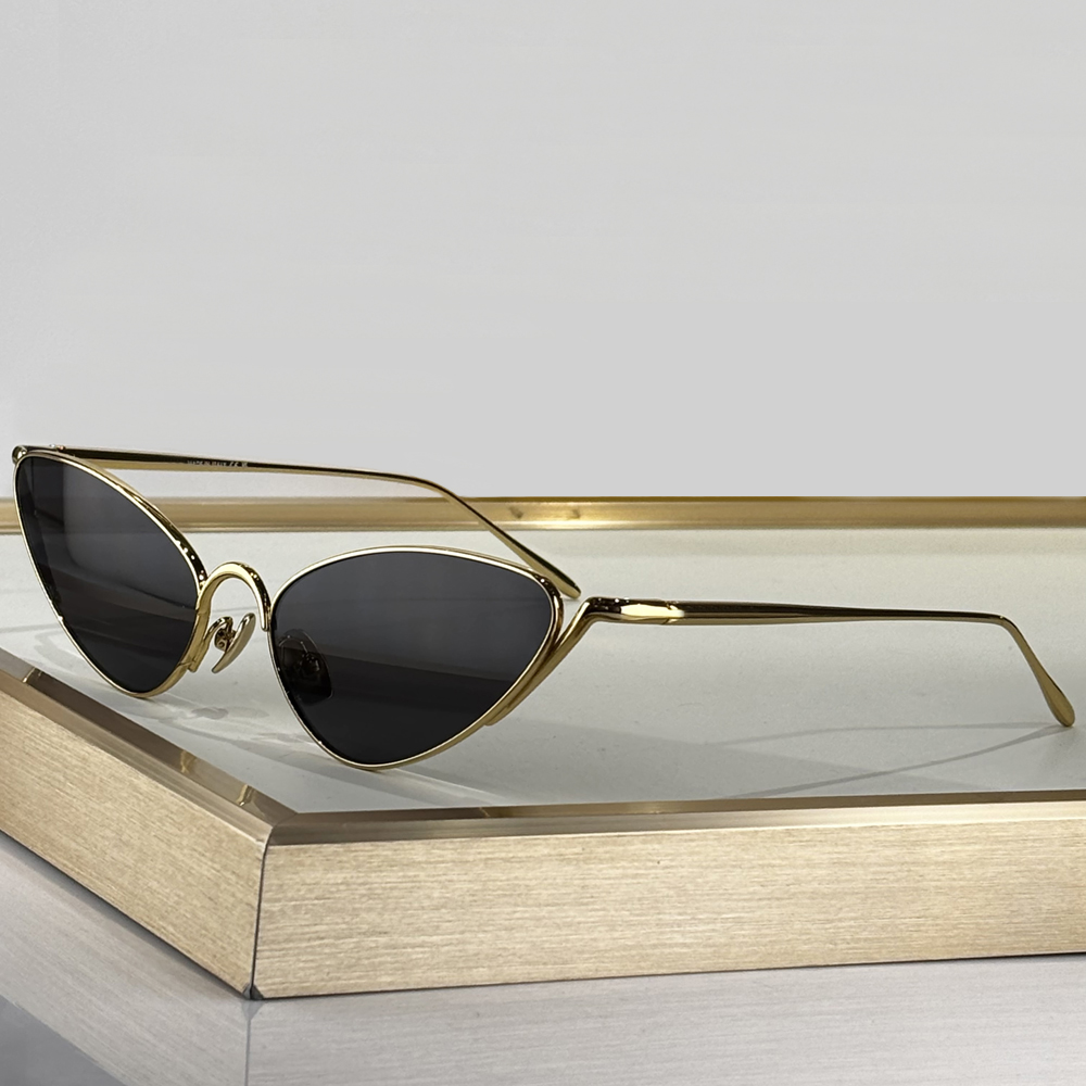 Y2K Cat Eye Sunglasses Gold Frame Dark Grey Lens Women Summer Stylish Sunnies Shades Glasses Designer Sunglasses UV Protection Eyewear
