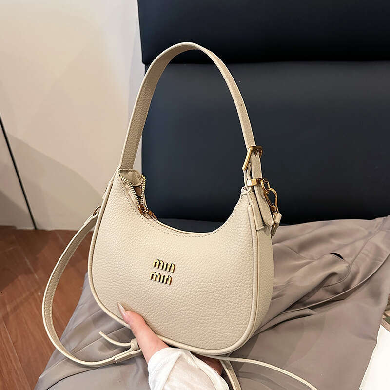 Women's Moon Underarm High-End New Fashionable Solid Color Handbag Sweet Cool Style Shoulder Bag