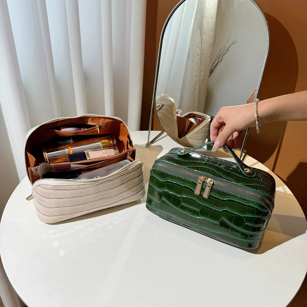 PU Leather Makeup Bag Travel Toiletry Bag Multi-Compartment Makeup Organizer Bag Skincare Holder Bag Women Cosmetics Handbag 250731