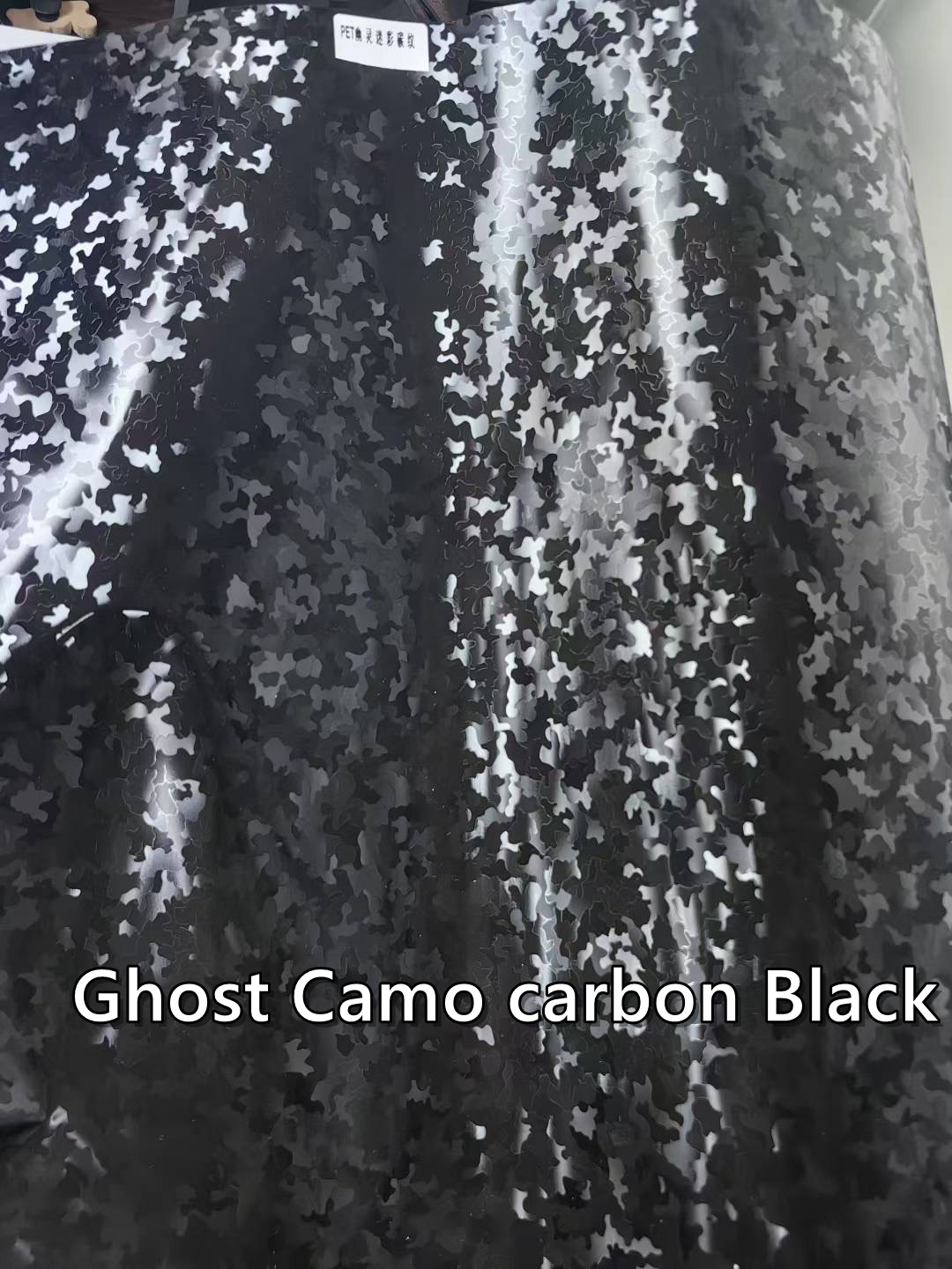 2025 Various Hot Sale HD Carbon Vinyl Wrap Covering Film With Air Release Initial Low Tack Glue Self Adhesive Foil 1.52x18m 5X59ft With PET Liner