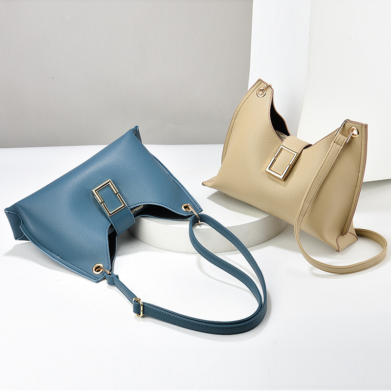 Fashionable Large Capacity Women's Luxury Handbag Free Shipping Designer Retro Armpit Bag Urban Minimalist Single Shoulder Commuting Bag Leisure 