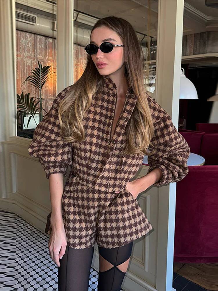 Retro Tweed Plaid Jacket Shorts Woman's Set Elegant Stand Collar Zipper Jackets High Waist Pants Sets Female 2025 Spring Outfits dongdumaoyi