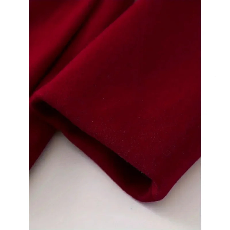 European and American Style Mens Business Casual Fashion Sports Solid Color SingleBreasted TurnDown Collar Trench Coat 250729