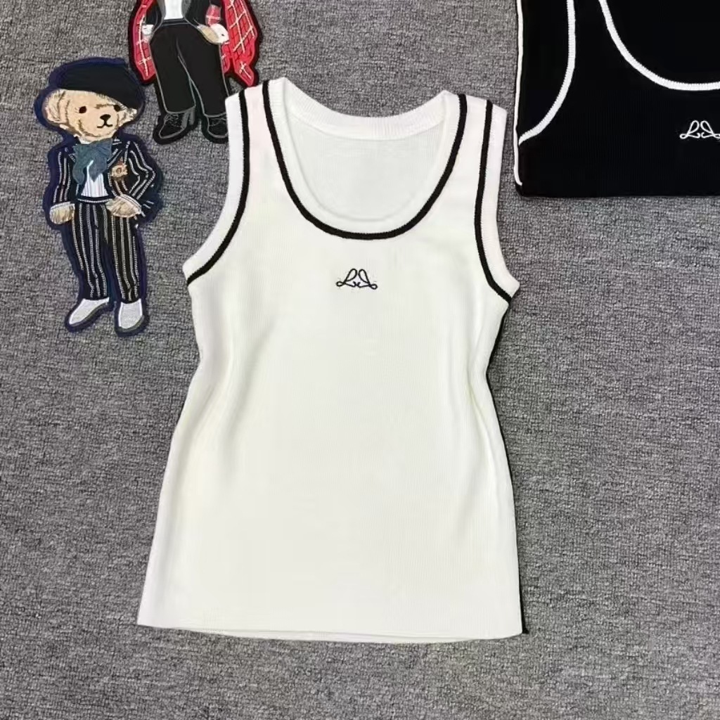 Women Designer Tank Crop Tops Sexy T Shirt Camis Bra Vest Ladies Solid Vintage Femme Clothes Design Knitted Tee
