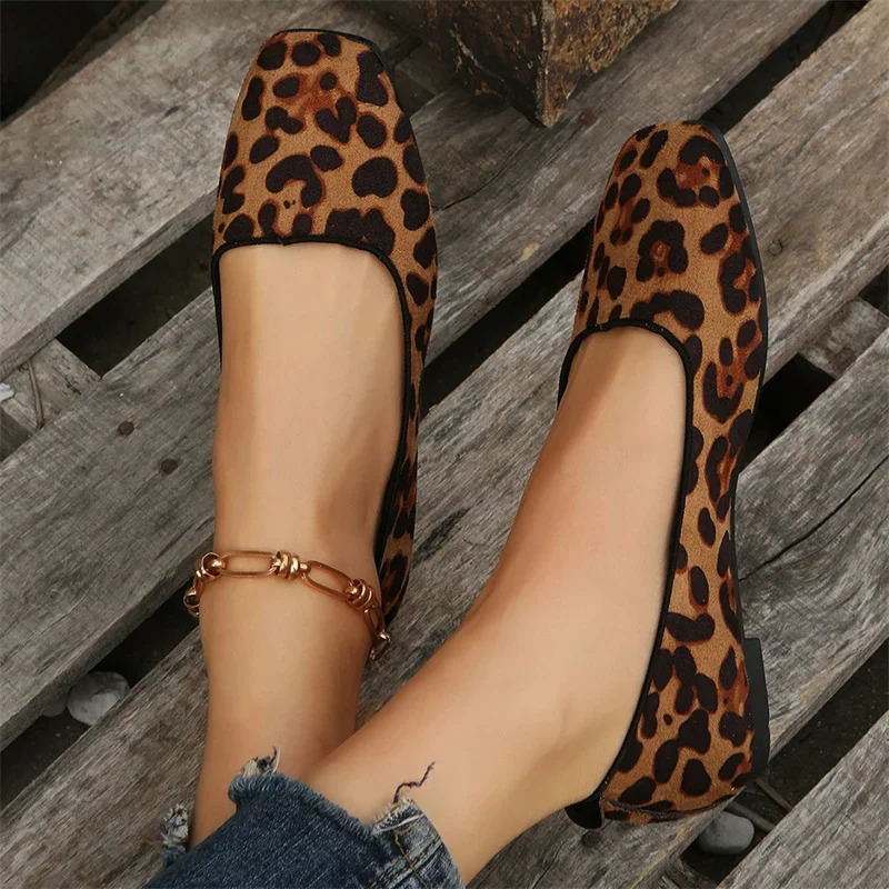 Spring Autumn Fashionable Comfortable Elegant Versatile and Wear-resistant Casual Flat-soled Leopard Print Shoes 250731