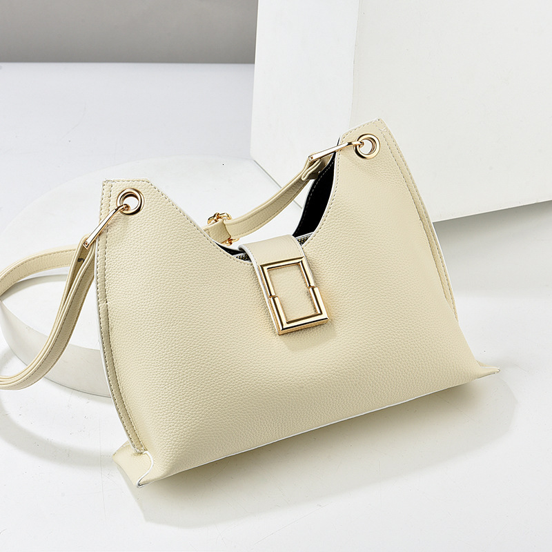 Fashionable Large Capacity Women's Luxury Handbag Free Shipping Designer Retro Armpit Bag Urban Minimalist Single Shoulder Commuting Bag Leisure 