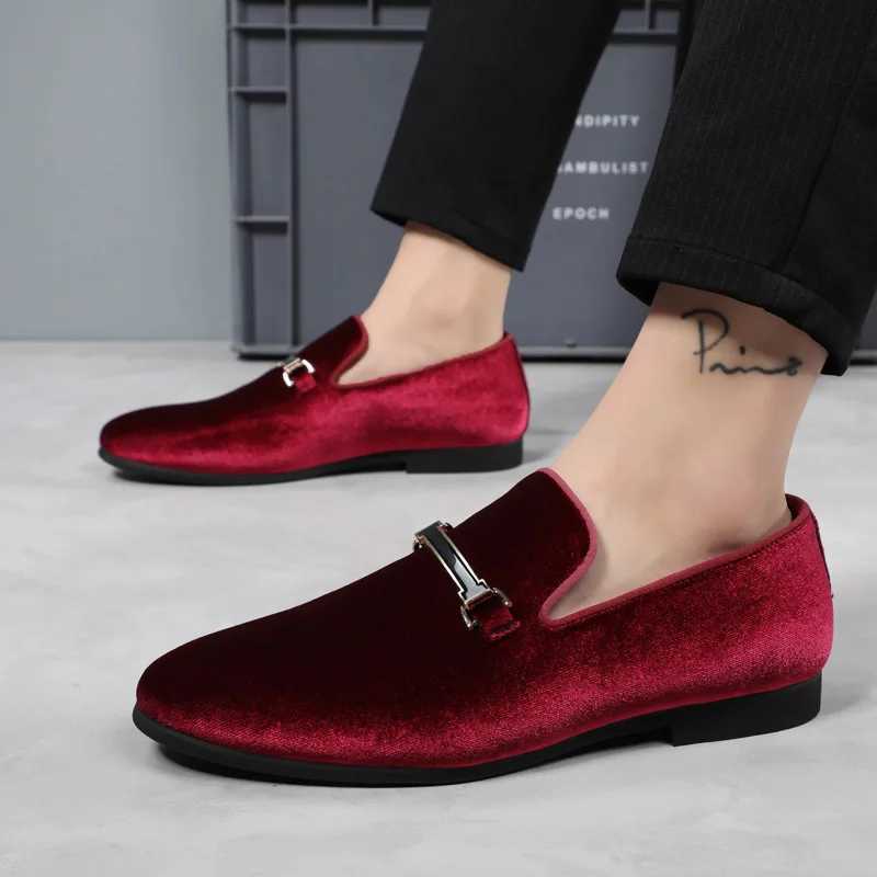 Designer Shoes Men Mens Shoes Slip- Leather Shoes Casual Mens Shoes Adult Red Driving Moccasins Soft Non-Slip Loafers XJ250801
