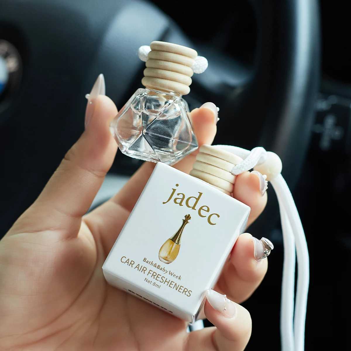 Perfume Car perfume a car fragrance used for car interior accessories a long-term car air freshener keep charming and freshXJ250801