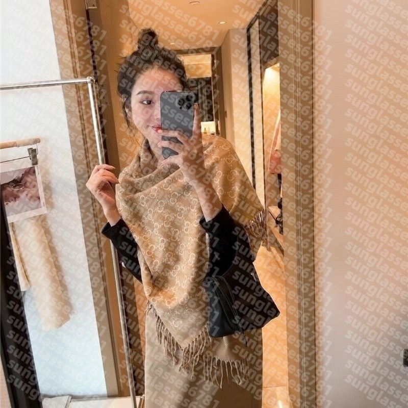 Women designer scarf fashion luxury letter knitted brand scarf woman winter warm wool cashmere scarves womens high quality tassel scarves with box A1