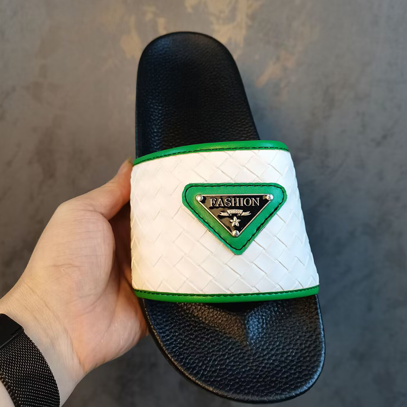 Summer New Woven Slippers Unisex Indoor Couple Non-Slip Slippers Outdoor Beach Soft Comfortable Slippers