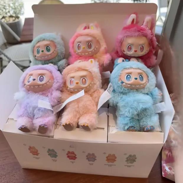 2025 V3 V2 V1 The Monsters Big Into Energy Series Vinyl Face Blind Box Cute Labubu Fashion Pendant Decor Toys Surprise GiftT250526