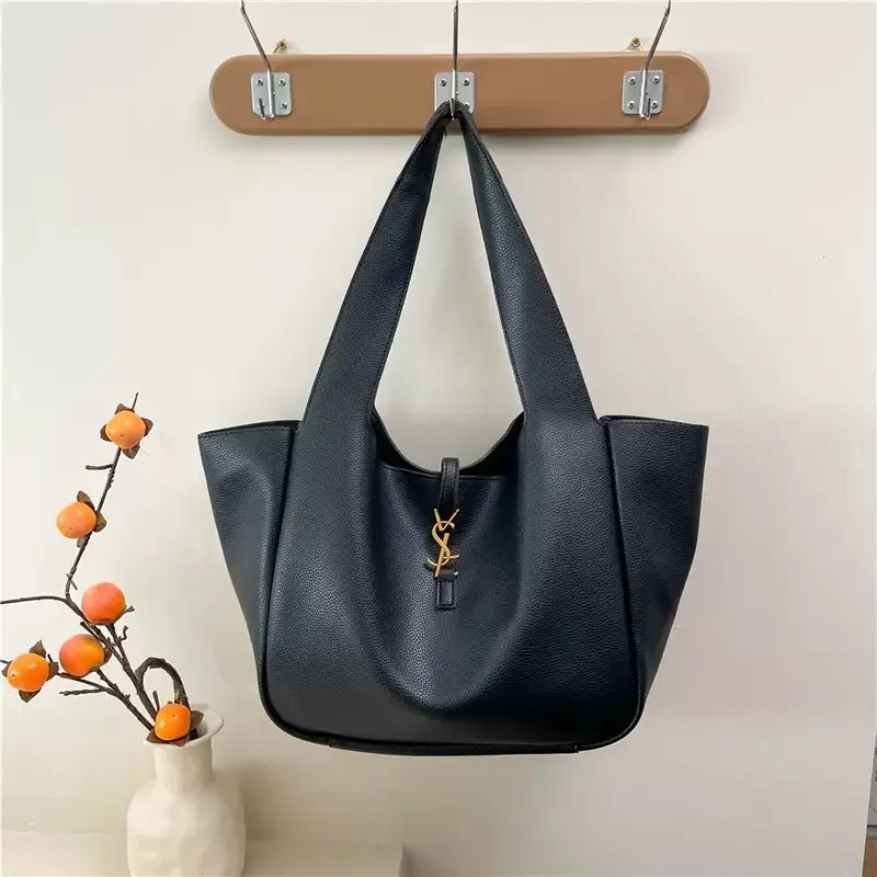 Designer Women's Handbag Fashion Tote TUnderarm shoulder Large Capacity Shopping Bag Deluxe Bagn High Quality