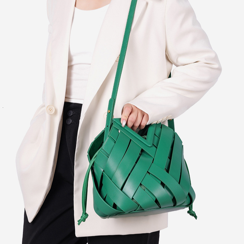 Real Leather Women's Fashion Striped Handbag Free Shipping Designer Inverted Triangle Woven Shoulder Bag Luxury High-end Mother Bag Vegetable Bas