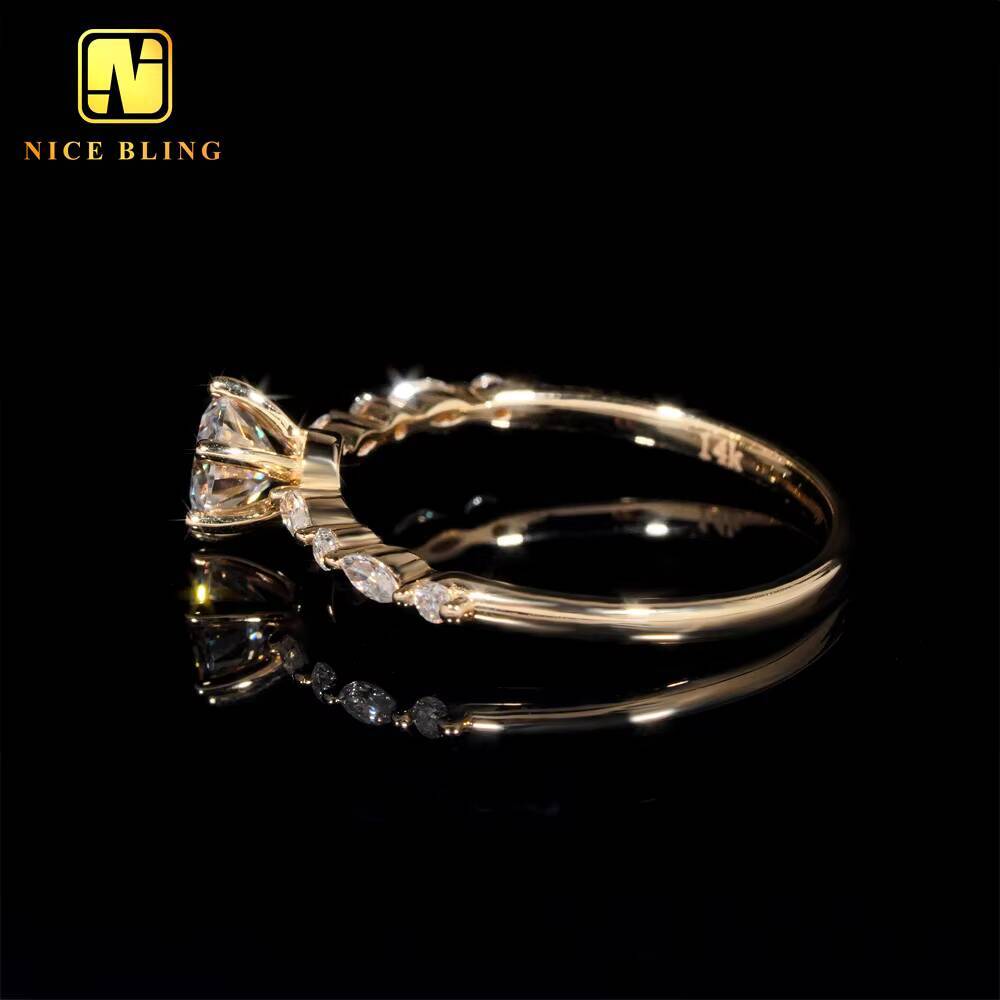 Fashion Round Cut 6Prongs Diamond Wedding Rings Women 14K Yellow Gold Moissnaite Engagement Ring for Women