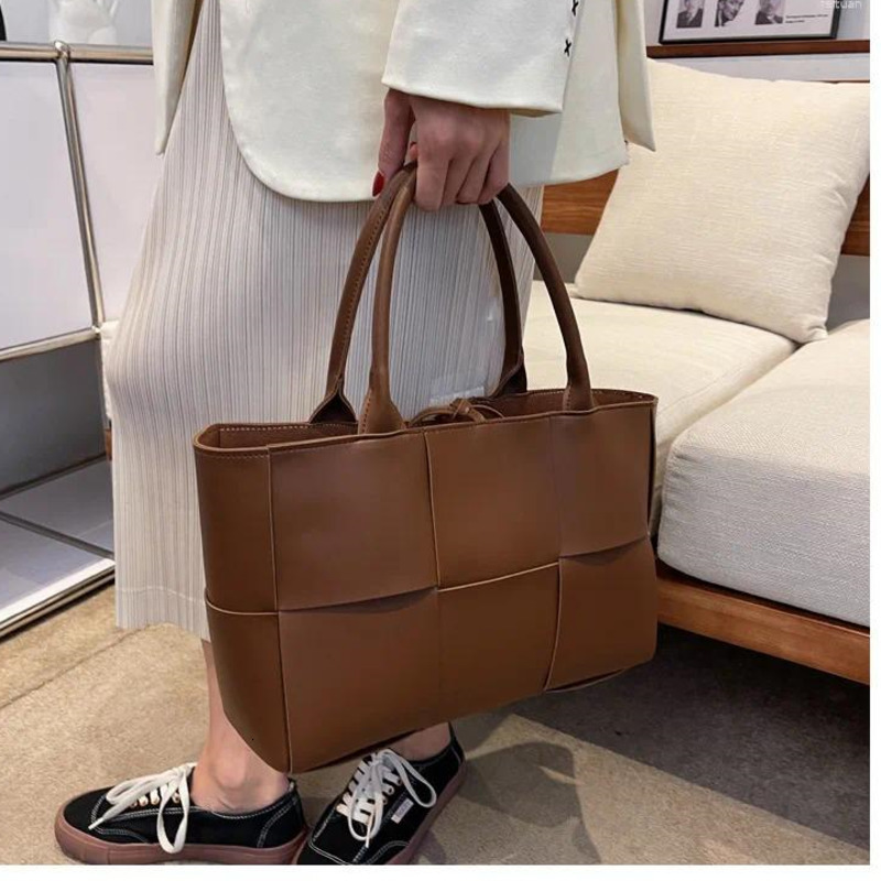 Totes Leather Woven Large-Capacity Handbag Womens Shoulder Bag Trend Women Messenger For e68a