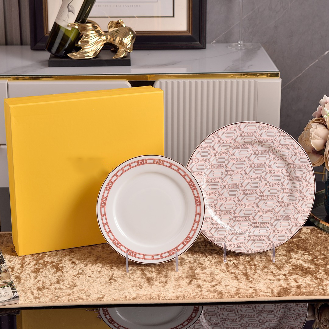 Modern Ceramic Plate Set, Minimalist Design, Great for Everyday Use, Easy to Clean & Durable