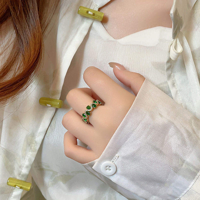 Light Designer Jewelry Wedding Rings Luxury High-end Sense Temperament Color Diamond Zircon Oval Real Gold Plated Open Design Minimalist Fashion Versa