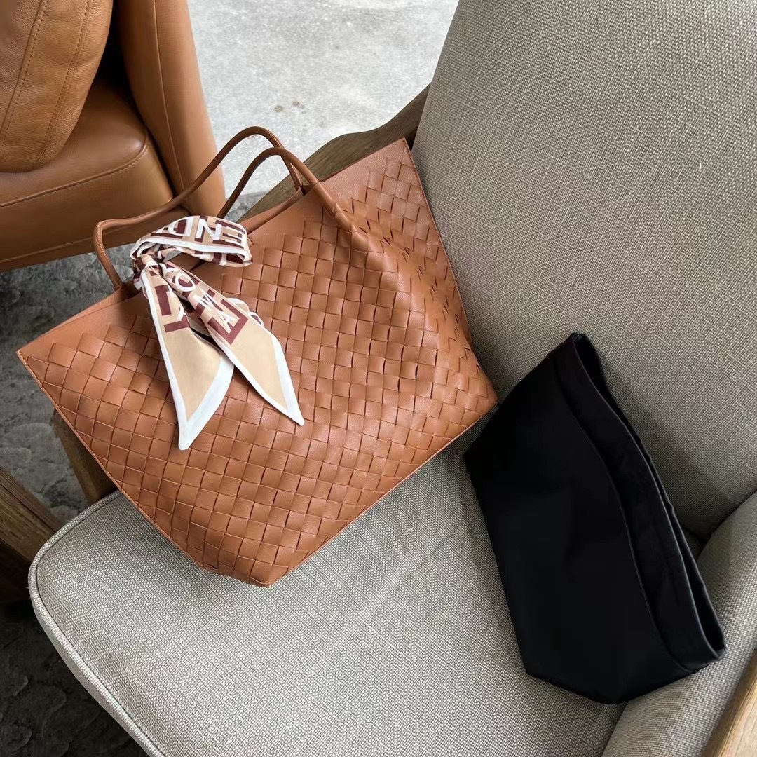 New Fashionable Women's Hand Woven Mother And Child Bag Free Shipping Designer Luxury Handbag Large Capacity Shoulder Bag Leisure Vacation Beach 