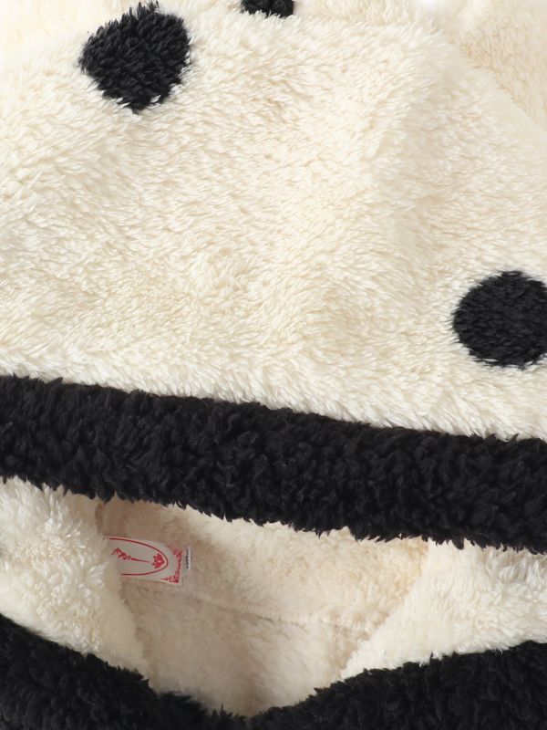 Comfort-Focused Ladies Plaid Flannel Nightgown Set for Cold Weather Wear