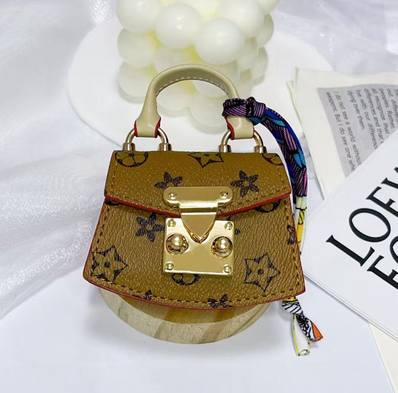 Luxury Designer Mini Creative Fan Bag Headphone Bag For Galaxy Buds Keychain Bag Fashionable Mini Bag coin Pocket