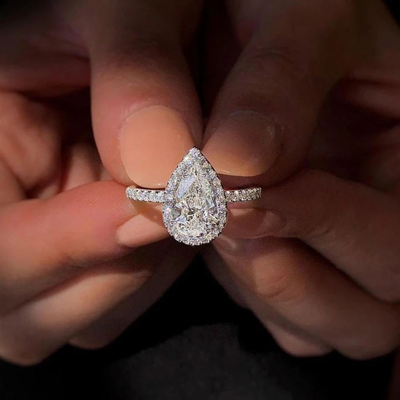 2025 New Jewelry Creative Designer Jewelry Wedding Ring, Sparkling Water Drop-shaped Zircon Wedding Ring, Women's Wedding Jewelry Wholesale