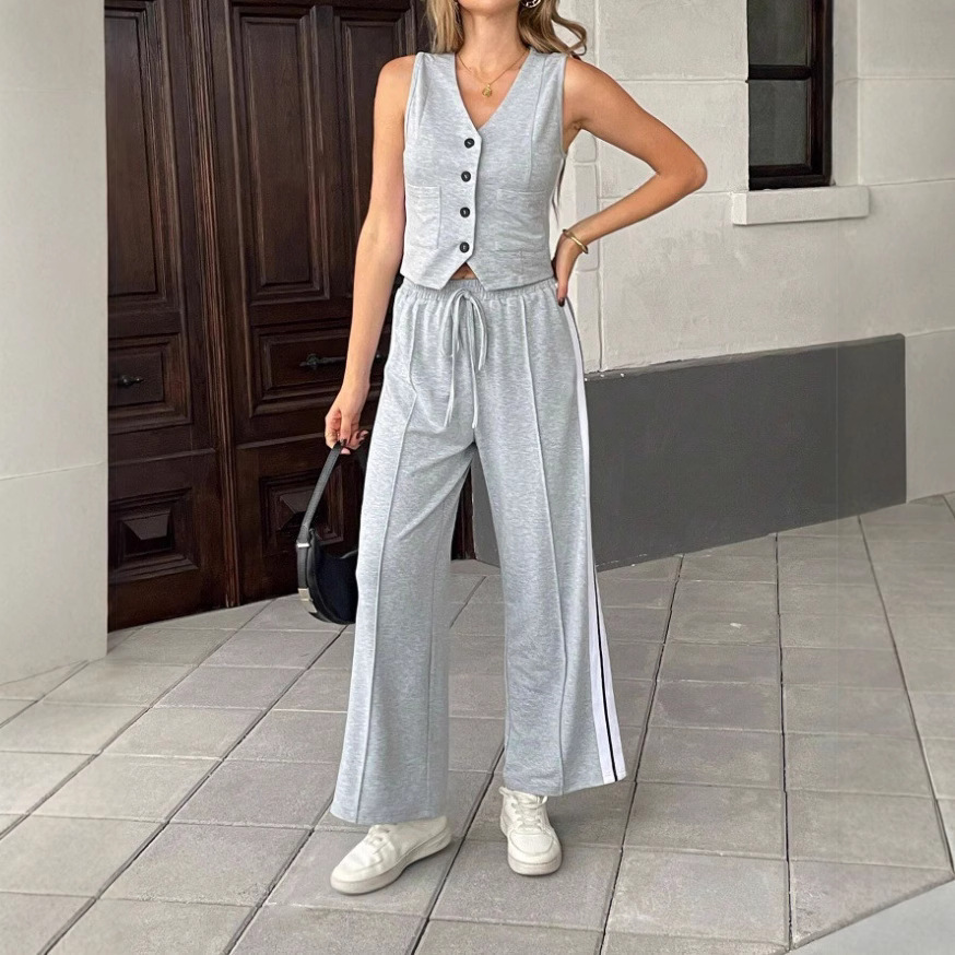 2025 New Fashion Womens Pocket Sleeveless Cropped Pants Set