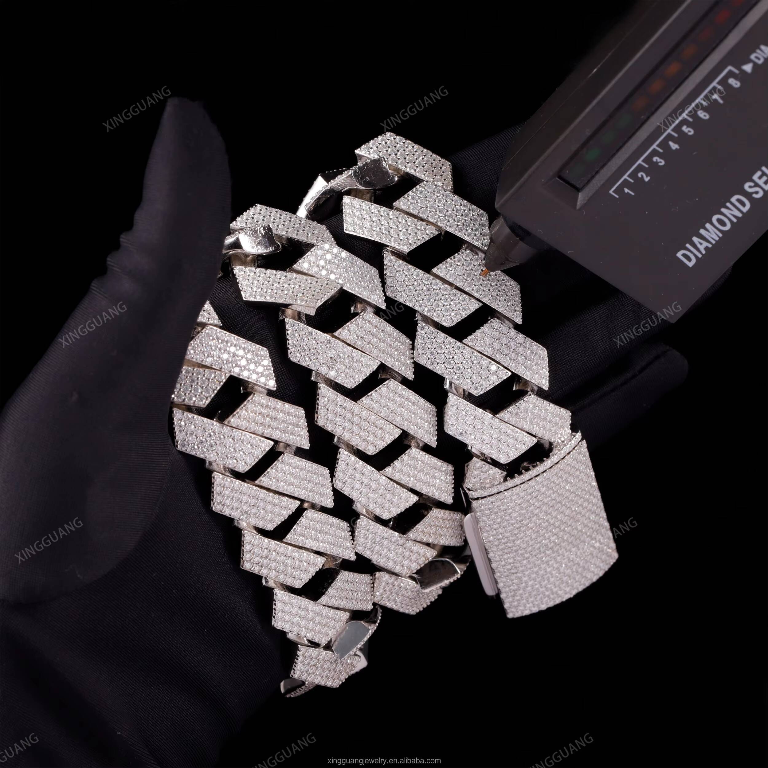 High Quality in Stock Moissanite Cuban Link Chain 4row 24mm White Gold 925 Sterling Silver Iced Out Moissanite Cuban Chain