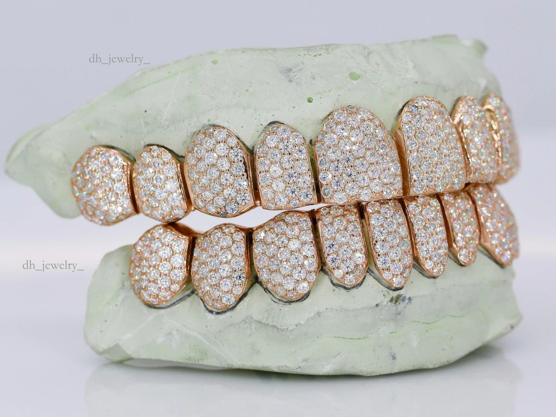 Vvs Moissanite Iced Out Sier Custom Made Gold Teeth Hip Hop Round Brilliant Cut Dia Grillz With Mold Kit