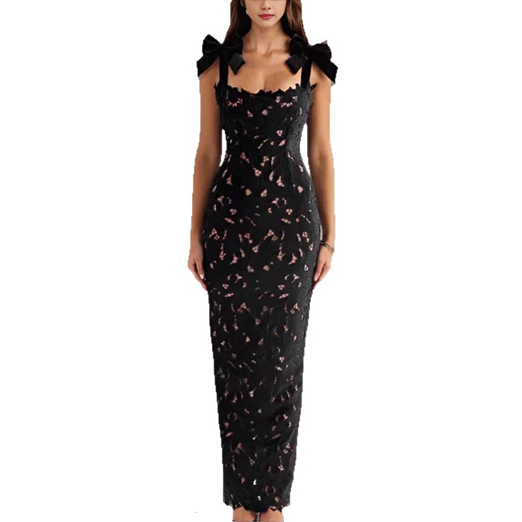 2025 summer European and American style elegant, lightweight, luxurious bow trend tie high-end U-neck embroidered hollow slim fit long skirt new desig