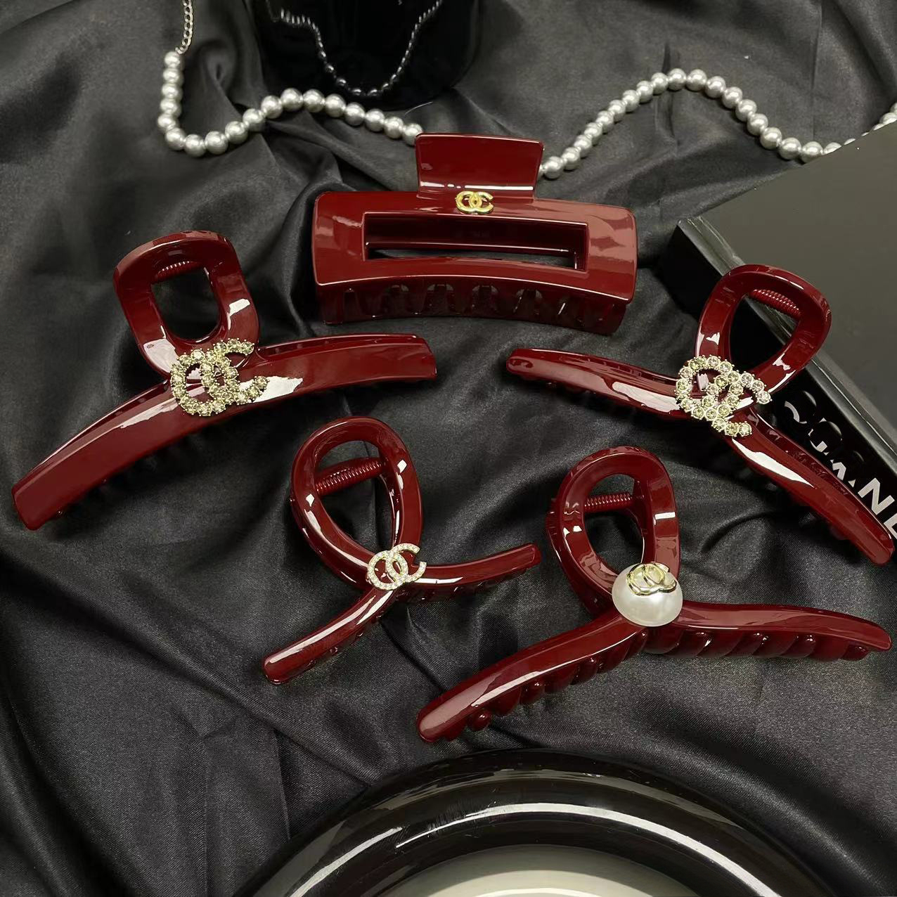 Women Red Vintage H… - image