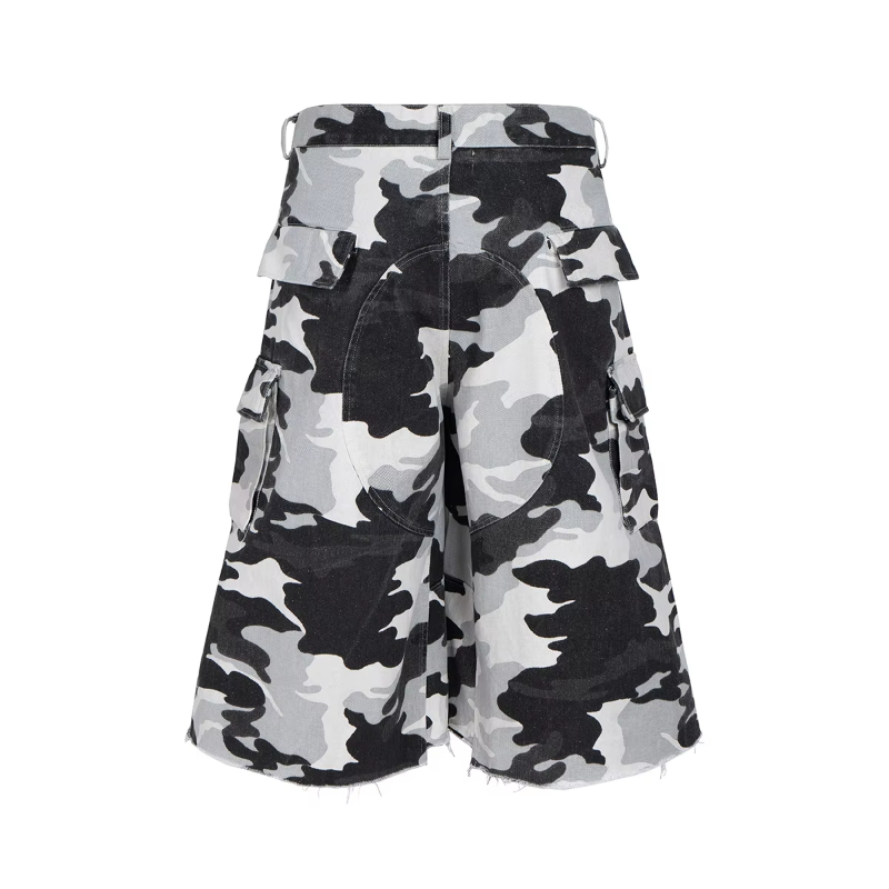 MIJKO New Summer Coated Glitter Camouflage Seven Quarter Shorts for Men Patchwork Vintage Casual Baggy Over Knee Shorts Oversized