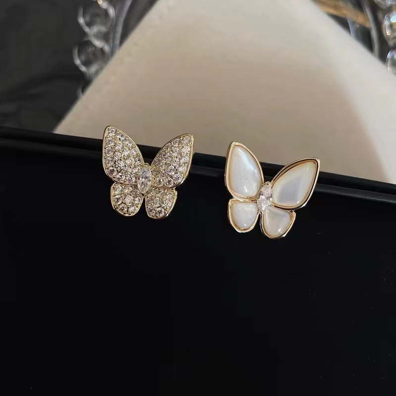 Natural White Mother Of Pearl Half Diamond Butterfly Earrings Free Shipping Designer Luxury Jewelry New Sweet Temperament Silver Needle Jewelry