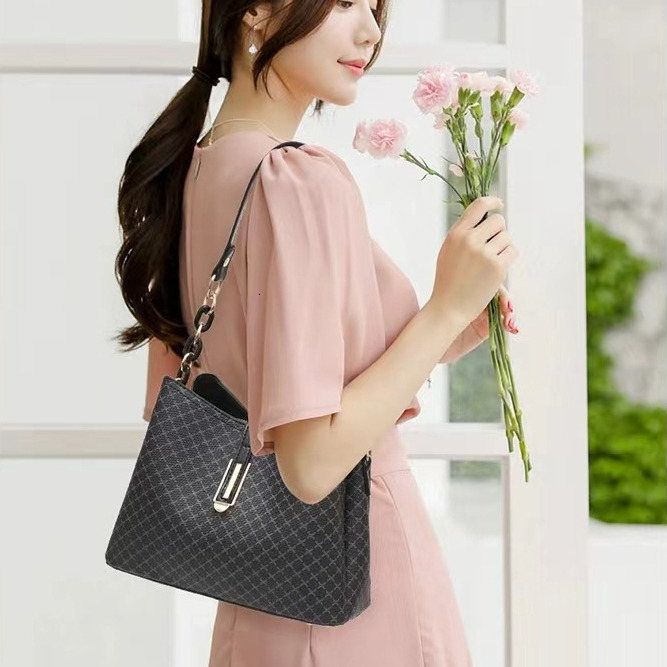 New Fashion Line Women's Bucket Bag Free Shipping Designer Old Flower Single Shoulder Crossbody Bag Business Simple Handbag Mom Bag Shopping Bag