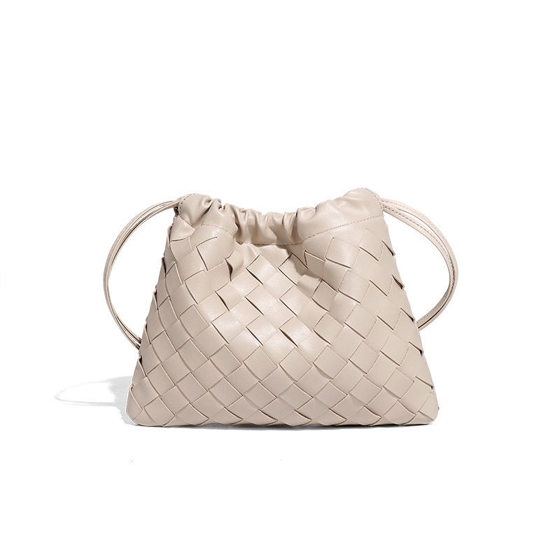 2025 new Hand-woven Bag Simple and Trendy Single-shoulder and Crossbody Women's Bag Small Square Bag with Black and White Checkerboard Pattern