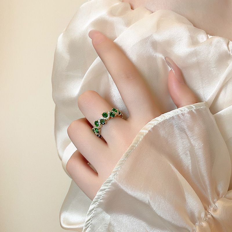 Light Designer Jewelry Wedding Rings Luxury High-end Sense Temperament Color Diamond Zircon Oval Real Gold Plated Open Design Minimalist Fashion Versa