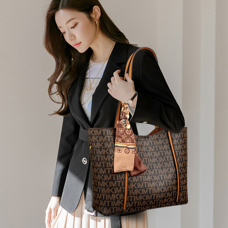 Luxury Women's Work Handbag With Free Shipping Designer Fashion Vintage Single Shoulder Bag New Large Capacity Casual Shopping Bag Classic And Ve
