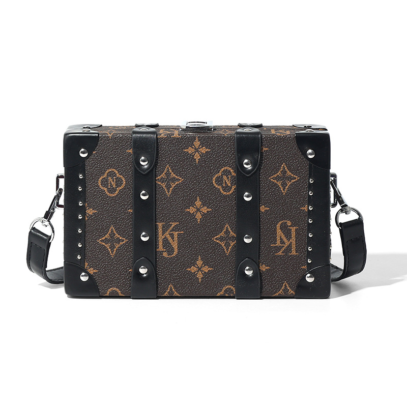 Ladies' high-end stylish shoulder bag 2025 new trend fashion hard shell box bag versatile crossbody bag free shipping