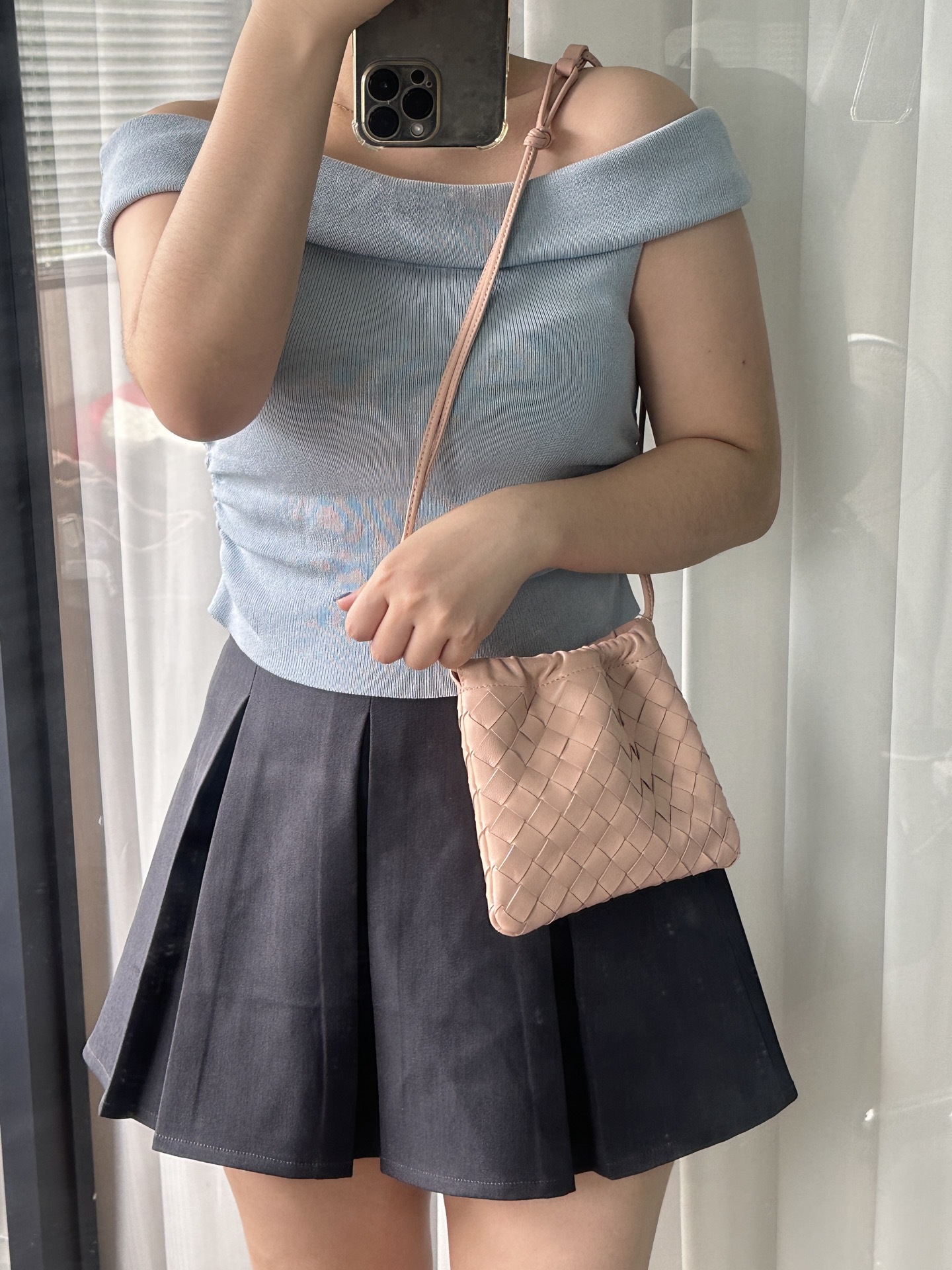 2025 European and American retro Dustbag underarm bag mini soft cowhide simple shoulder bag shiny braided women's bag