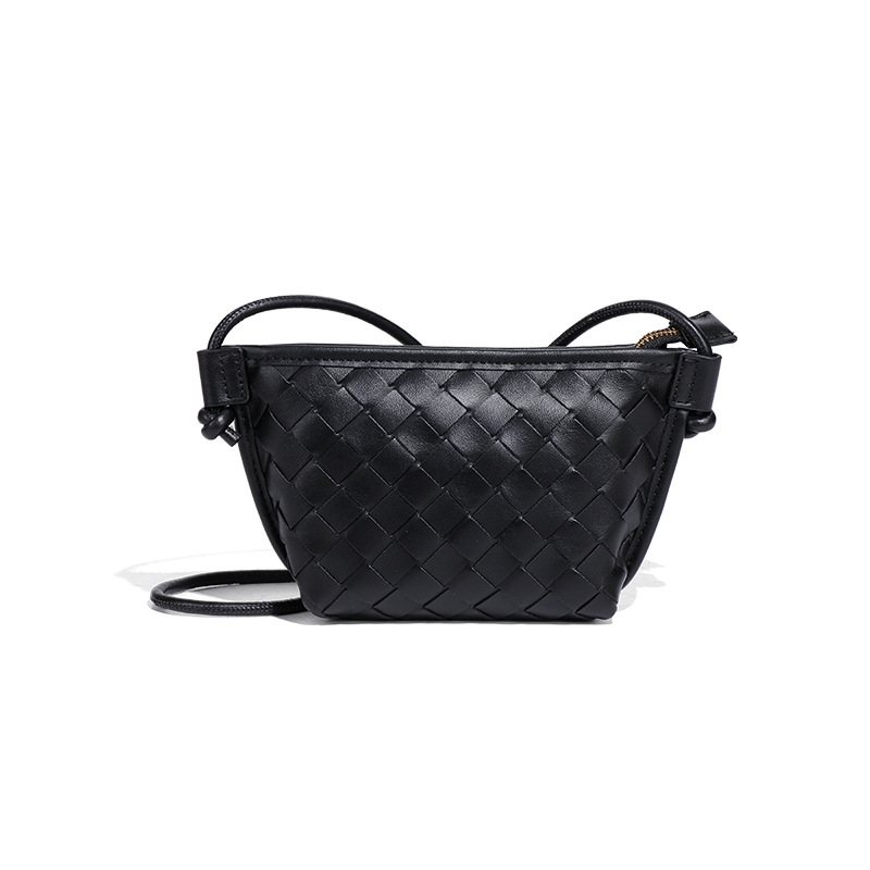 Small - scale Design Hand - knitted Cross - body Women's Bags 2025 New Spring and Summer Styles Single - shoulder Cross - body Small Square Bags 