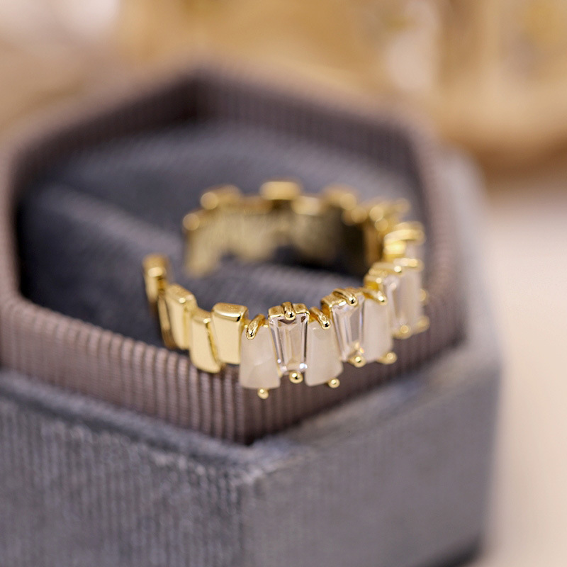 2025 New Retro Fashionable And Unique Design High-end Zircon Open-ring Korean Internet Celebrity Ring