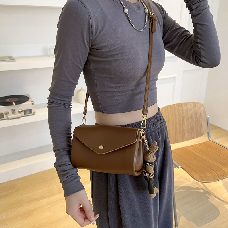 Summer New Women s Handbag Texture Women s Shoulder Bag New Trend Niche Women s Crossbody Bag Fashion Tofu Bag Small Square Bag New Designer Bag